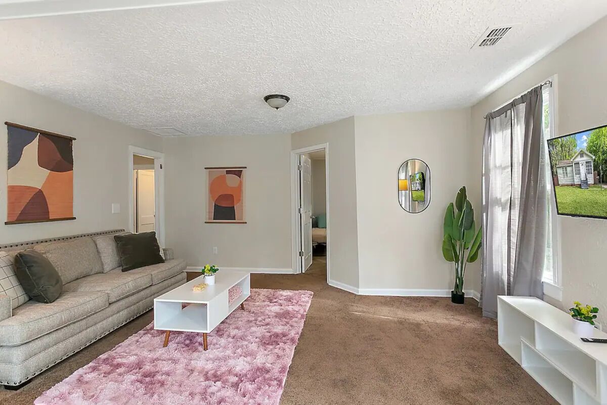 Enjoy a wonderful & warm experience at this centrally-located place