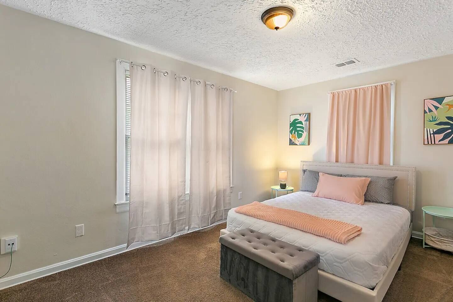 Enjoy a wonderful & warm experience at this centrally-located place