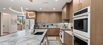 Designer Golf  Retreat~ Pool  Rooftop  Hot Tub