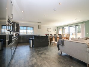 Interior - Woodend Croft (Ellon)