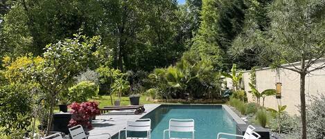 Piscine extérieure, piscine chauffée