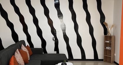 Studio Proche du Monument de la Renaissance