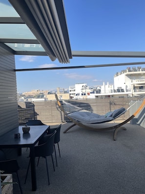 Rooftop terrace - Luxury Penthouse With Private Rooftop - Acropolis View (Athens)