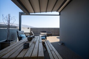 Luxury Apartment, 3 Bedrooms, Sauna | Terrace/patio