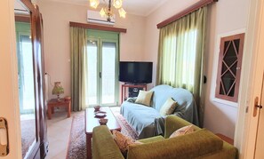 Traditional House, Multiple Beds, Mountain View | Living area | Flat-screen TV - Best House Green Home Eleofito Agrinio (Agrinio)