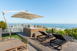 Exclusive Apartment | Terrace/patio - Cosmopolitan 801 (Cape Town)