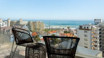 Exclusive Apartment | Balcony