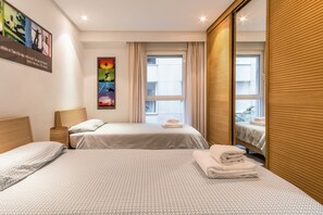 3 bedrooms, iron/ironing board, WiFi, bed sheets - Apto exclusivo en corazón del Golden Mile/1ª linea (Marbella)