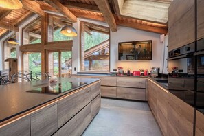 Fridge, microwave, oven, stovetop - Exceptionnel : Chalets ASA (Chamonix-Mont-Blanc)