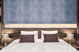 Escrivaninha, quartos à prova de som, Wi-Fi de cortesia