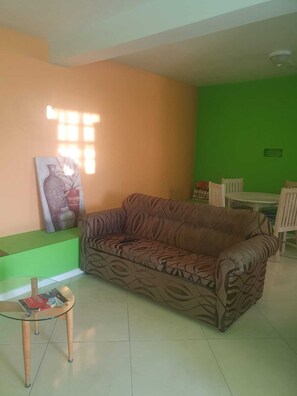 Living area - Corinth Convinced Studio (Corinth)