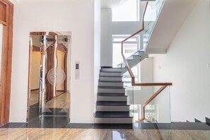 Building design - Anh Phuong Hotel Da Lat (Da Lat)