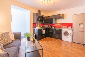 Shared kitchen facilities - Woodbury 6-1 (Lancaster)