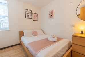 ベーシック ダブルルーム | WiFi (無料)