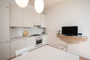 Appartement romantique | Cuisine privée | Réfrigérateur, un four, lave-vaisselle, cafetière-théière