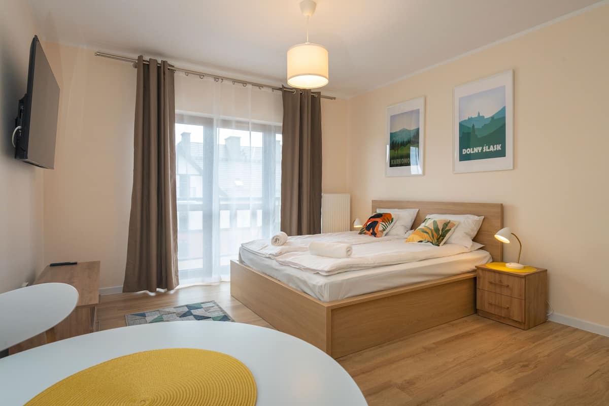 Suite estudio clásica | 1 dormitorio, wifi gratis, ropa de cama