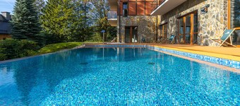 RentPlanet - Green Park Resort