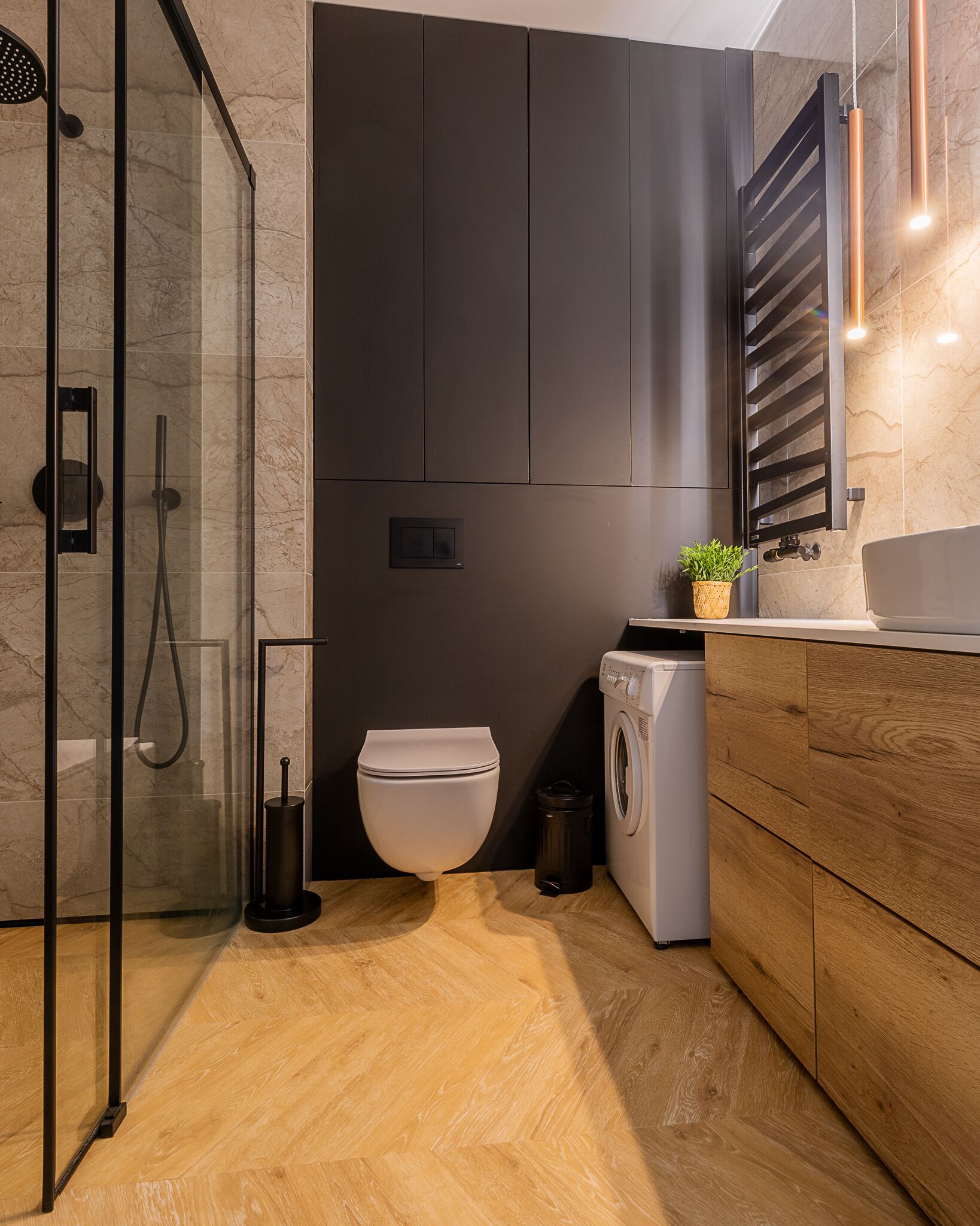 Classic Studio Suite | Bathroom | Hair dryer, towels, soap, shampoo