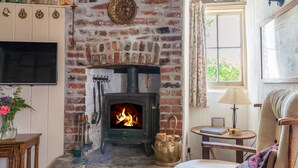 Cottage | Interior - End Cottage (Kingsbridge)