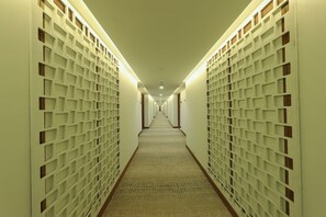 Exterior - Peshawar Serena Hotel (Peshawar)