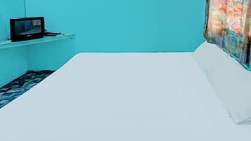 Chambre Double Ăconomique | Wi-Fi gratuit, draps fournis