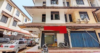 SPOT ON 92167 Jodoh Stay SyariahNearPelabuhan Feri Harbor Bay
