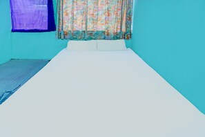 Economy Double Room | Free WiFi, bed sheets