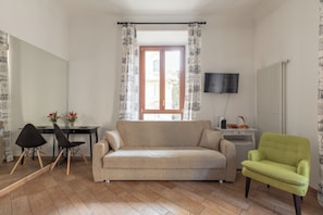 Comfort-Vierbettzimmer | Schallisolierte Zimmer, kostenloses WLAN, Bettwäsche