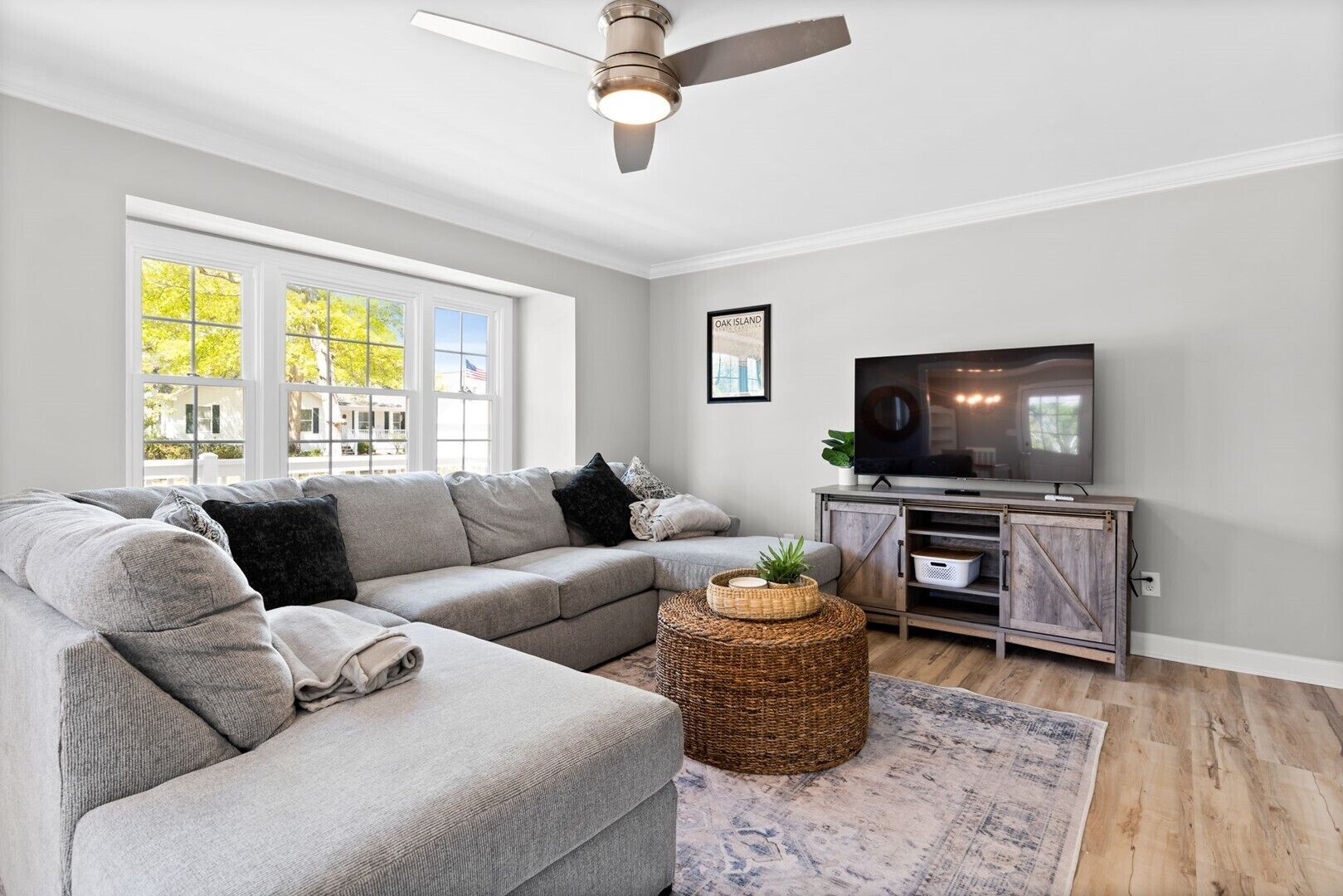 The Club House / 308 NE 59th Street - Coastal Vacation Resorts