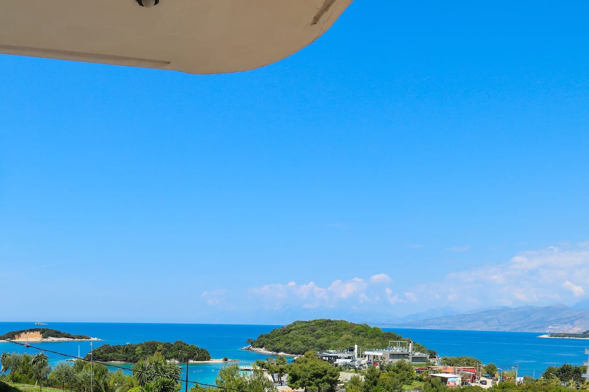 Sea view Panoramic Appartment R12 | Vue depuis le balcon