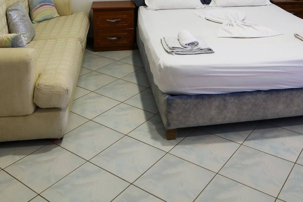 Sea view Family Appartment R2 | Wi-fi percuma 
