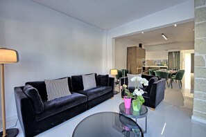 TV - Casa Cafenio – Holiday home in Crete, Greece (Nípos)