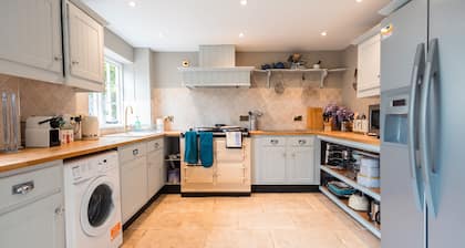 Lavender Cottage - in the heart of the New Forest