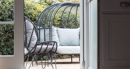 Lavender Cottage - in the heart of the New Forest