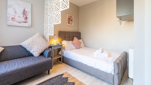 1 bedroom, free WiFi - Rosemary (Lancaster)