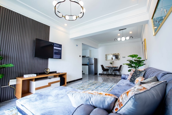 Smart-TV, Stereoanlage