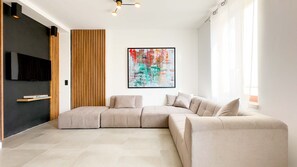 TV - Le Riviera (Cannes)