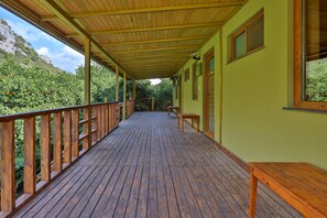 Double or Twin Room | Terrace/patio - Çıralı Orange Motel (Kemer)