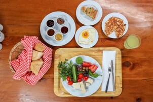 Desayuno buffet incluido todos los días 