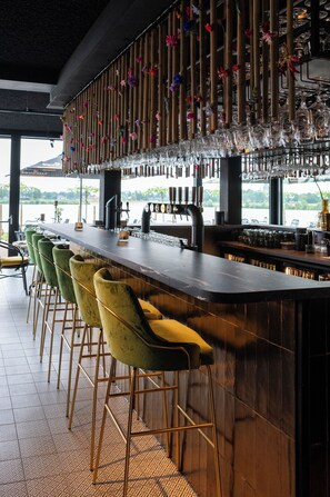 Bar (di hartanah)