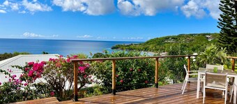 Villa Tramontane. Sea view, 2 bedrooms in Ferry Deshaies.