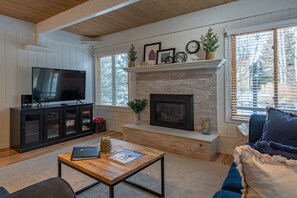 Flat-screen TV, fireplace
