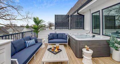 Rare 8BR Nashville Combo | 2 Decks: Hot Tub-Grill