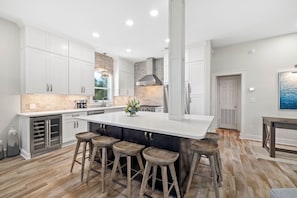 Fridge, microwave, oven, stovetop - Modern Coastal Home with Pool, Spa and Bikes | 1 Block to Beach (Santa Rosa Beach)