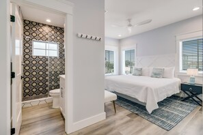6 室のベッドルーム、アイロン / アイロン台、WiFi (無料)、ベッドシーツ