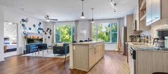 Luxury 2BR Near Decatur Square | Pool & Rooftop Access