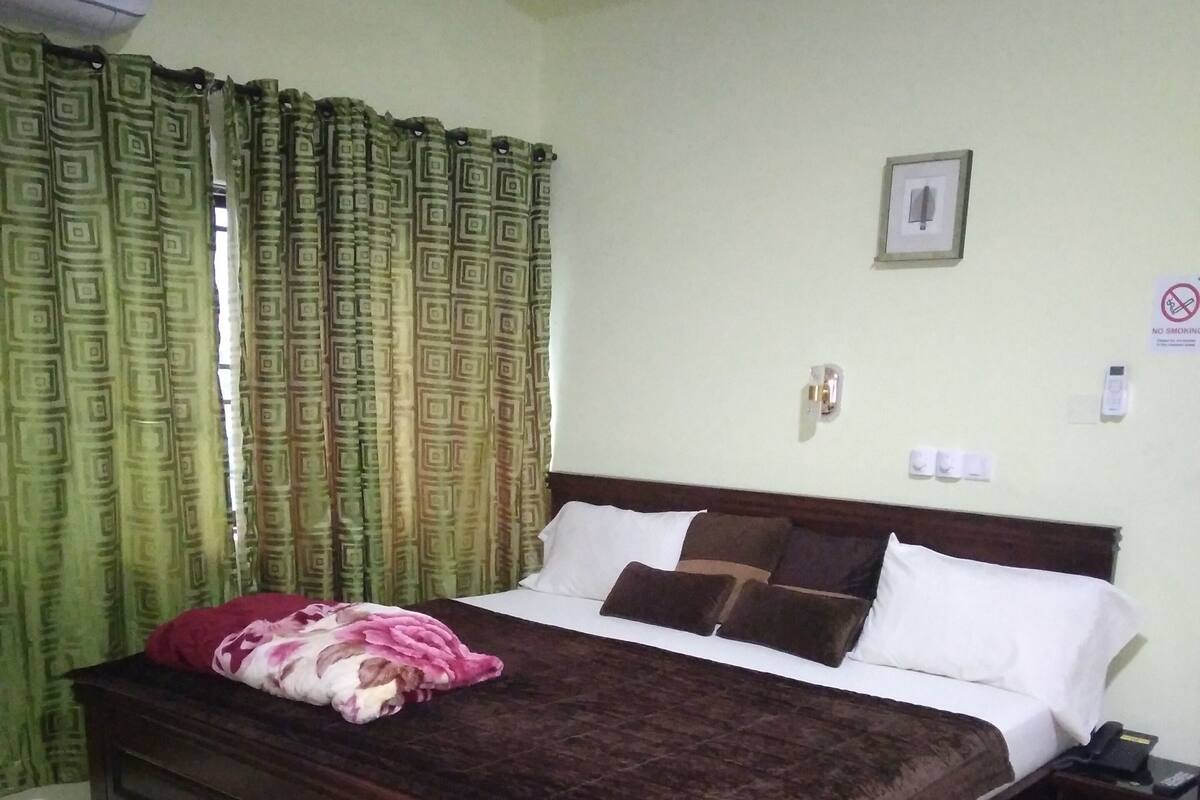 Double Room | Iron/ironing board, WiFi (free)