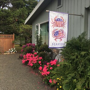 Exterior detail - 420 Ave T - Gardeners Paradise (Seaside)