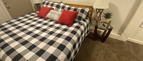 3 dormitorios, tabla de planchar con plancha, wifi gratis y ropa de cama