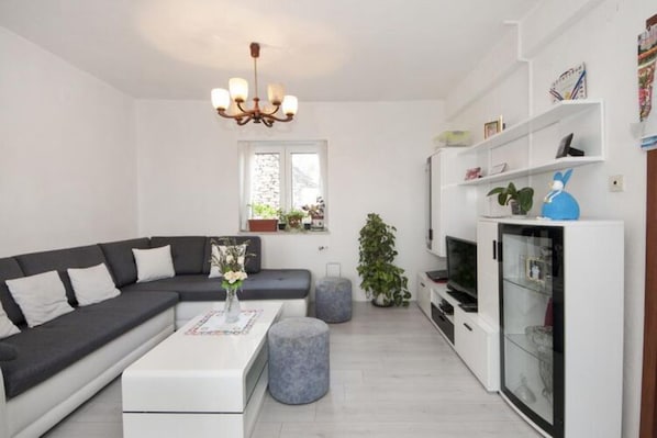 Apartment | Living area